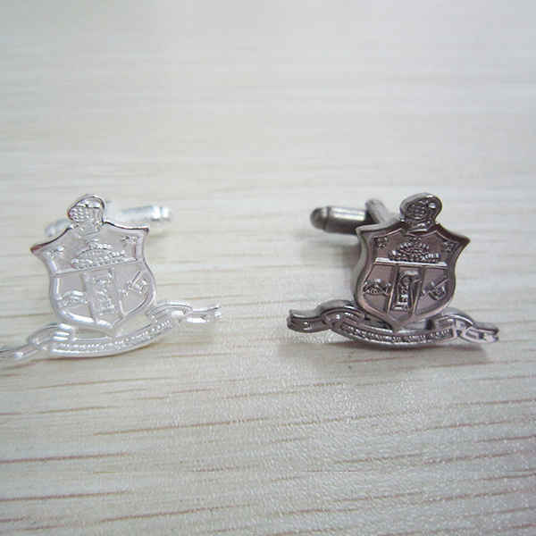 Cufflink-AKG-001