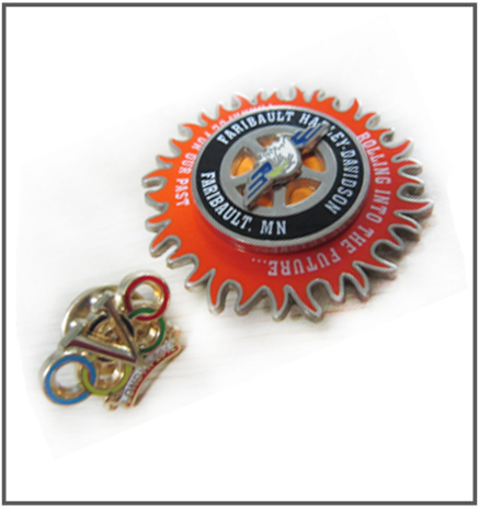 Lapel pin-AKG-018